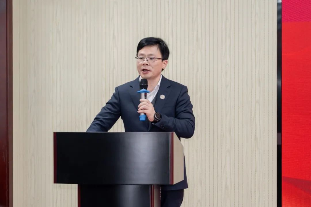 熊水忠.jpg